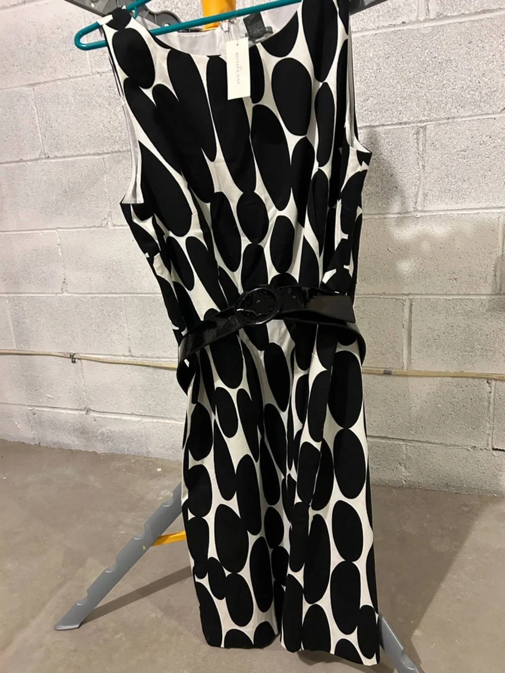 NWT Ann Taylor Dress - Picture 2 of 5